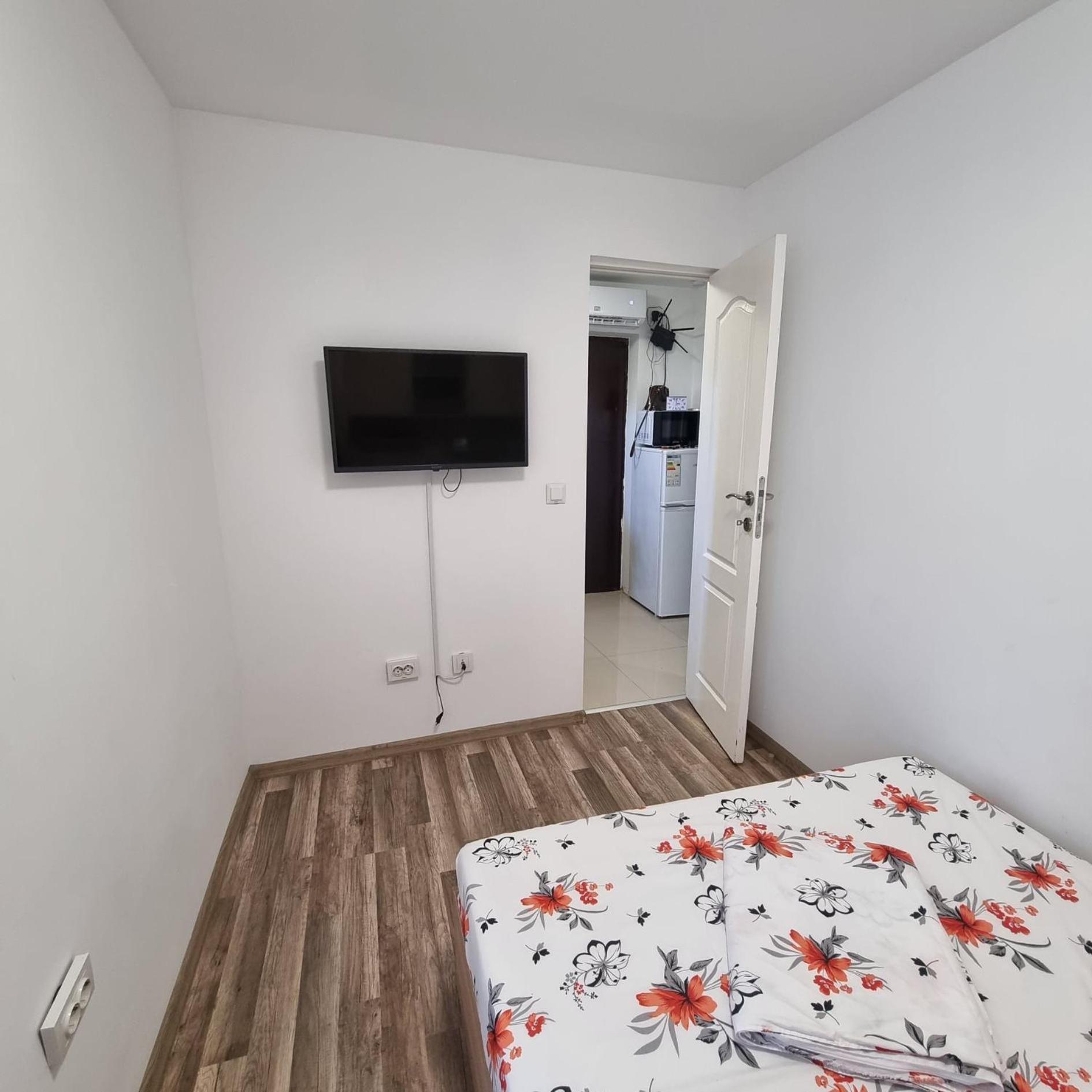 Apartament cu 2 dormitoare Corabia Exterior foto