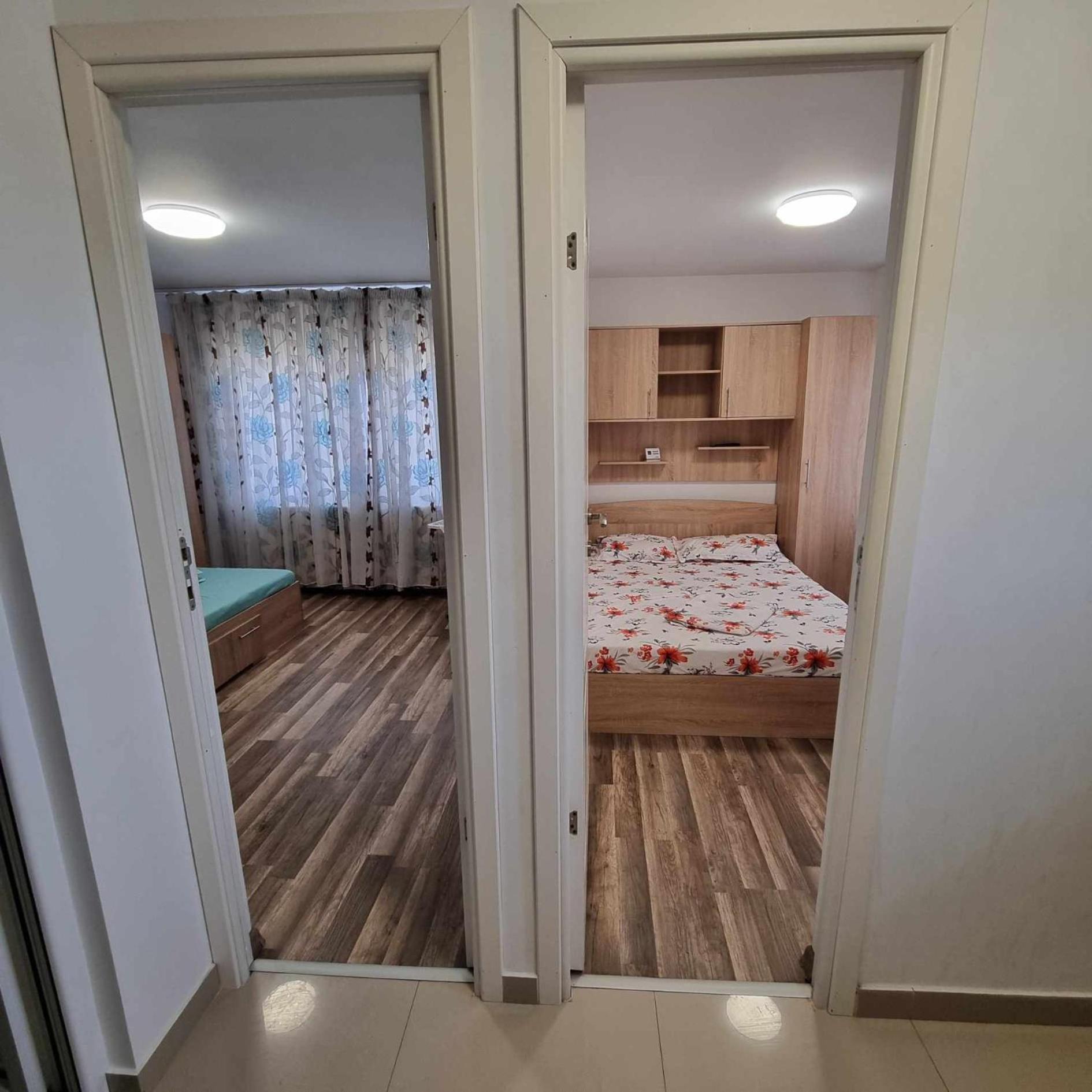 Apartament cu 2 dormitoare Corabia Exterior foto
